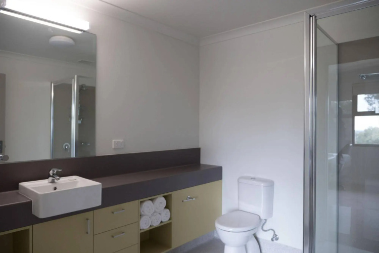 Deakin Geelong Units
