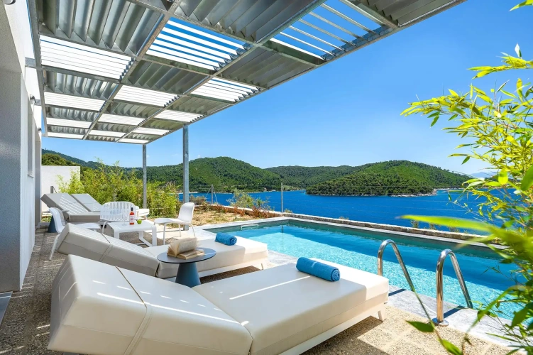 1 Bedroom Superior Villa with sea view