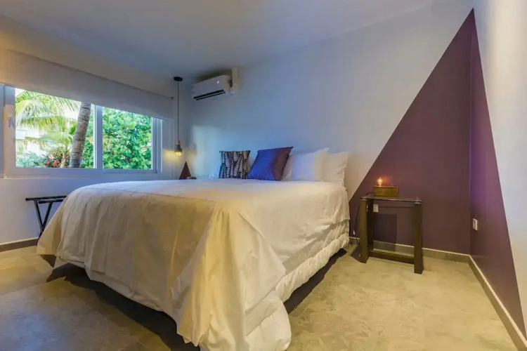 Boca Catalina 2bd 2bt Apt 1