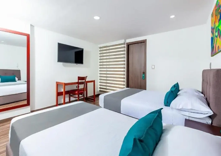 Standard Triple room