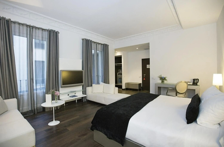 Hospes Puerta de Alcalá, a Member of Design Hotels
