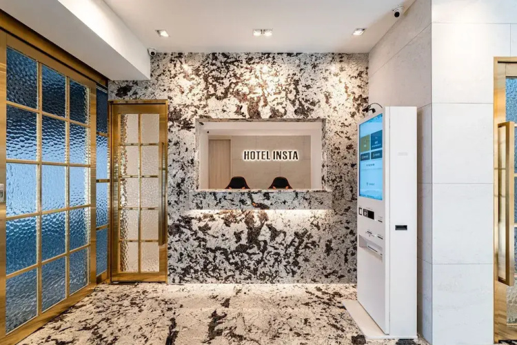 Insta Hotel - Main Branch