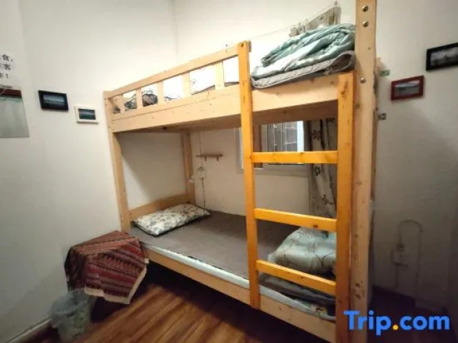 Bed in Dorm (male dorm)