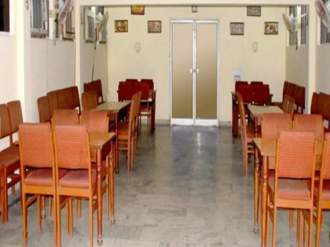 Hotel Anant