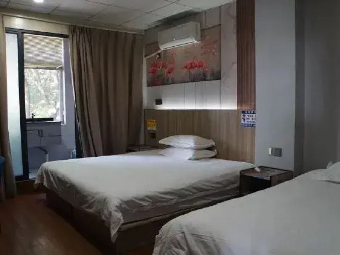 Qinglu Hotel