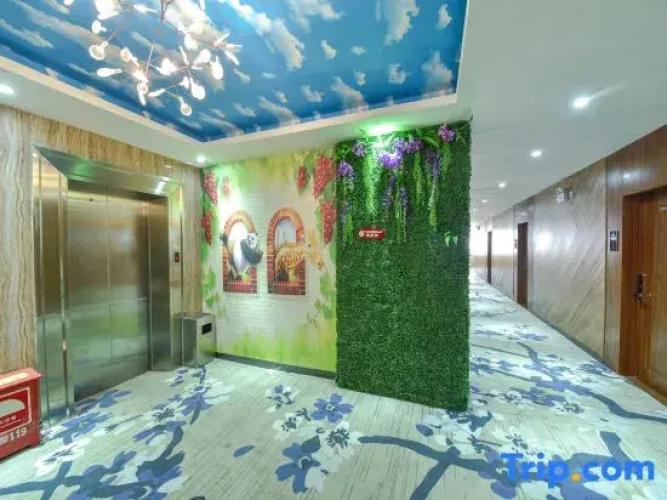 Huating Hotel (Fengzhou)