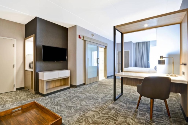 Suite