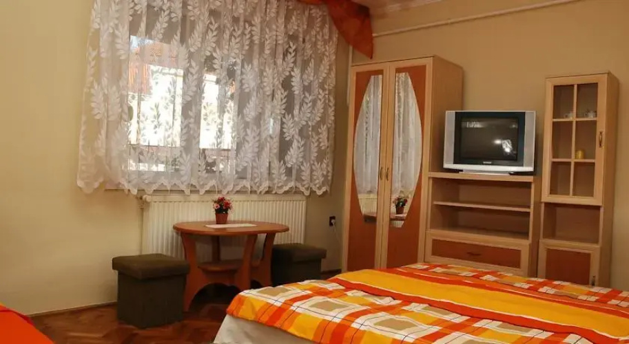 Alice Apartman
