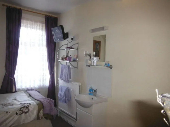 Balmoral Guest House