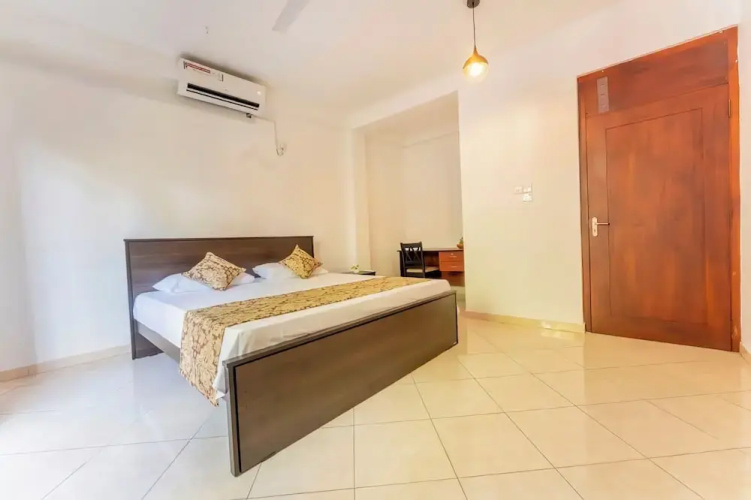 Roamer's ark villa