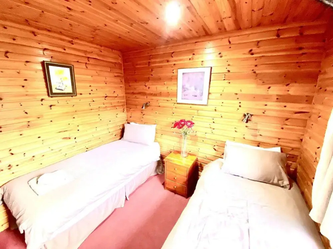 Braemar Lodge Cabins