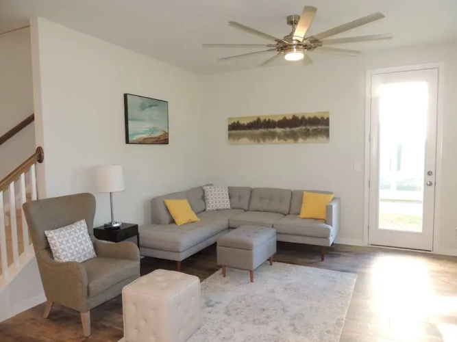 4758 Cloisters Lane
