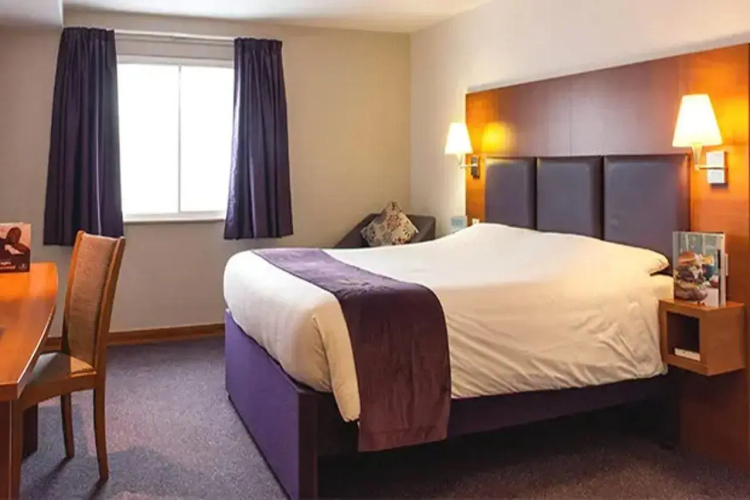 Premier Inn Liverpool City - Albert Dock