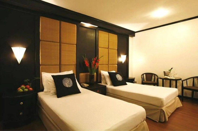 Regent Park Hotel
