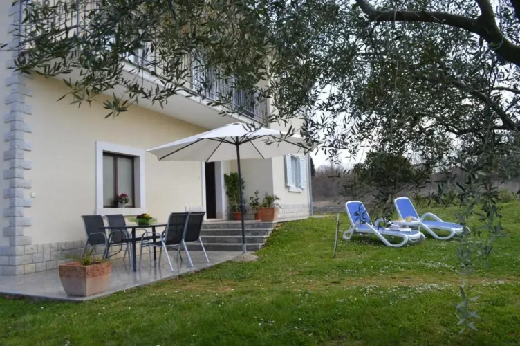 2 Bedrooms Apartment with view