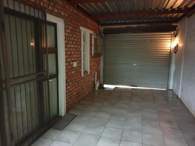 Twin Apartment
