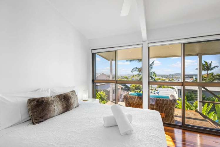 The Pool House Coolum Beach