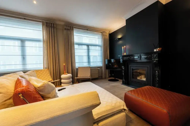 1 Bedroom Deluxe Suite