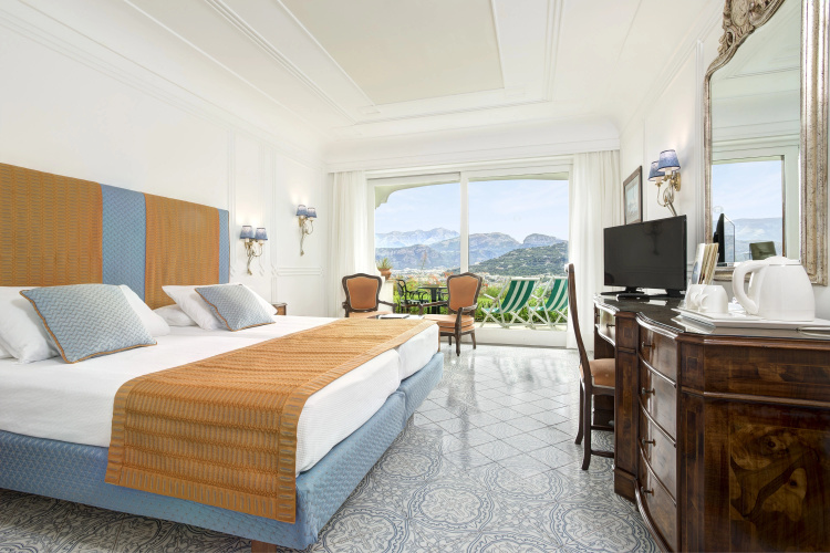 Grand Hotel Capodimonte photo 9