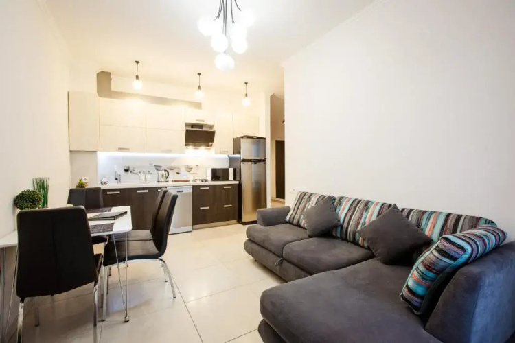 Ameri Apartments