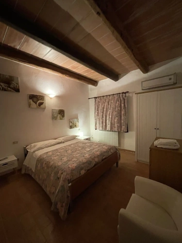 2 Bedrooms Comfort Bungalow with land view