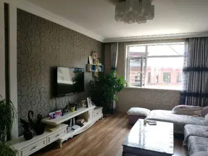 Benxi Huamu Hefu Warm Apartment