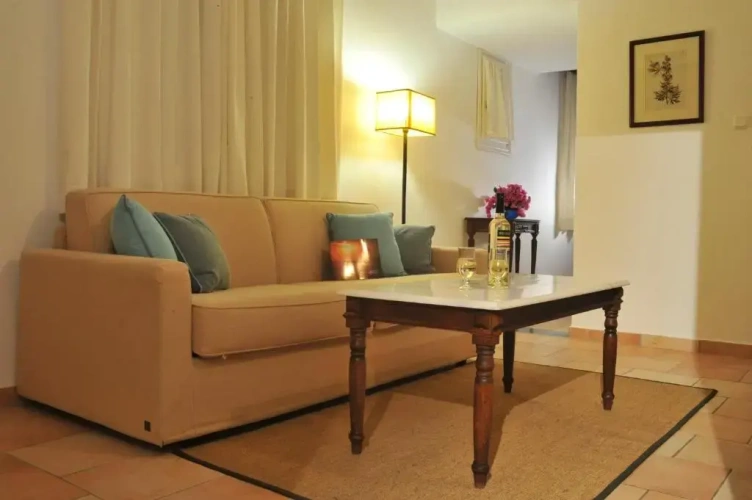 1 Bedroom Suite