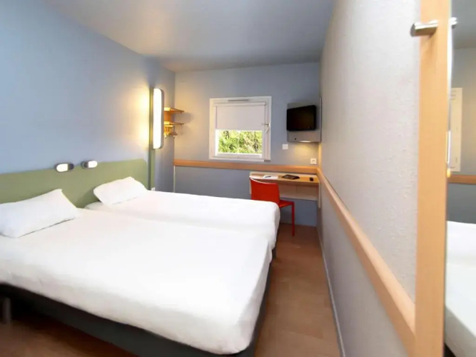 ibis budget Dole