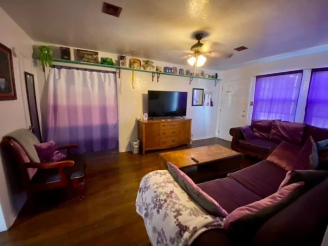 2 Bedrooms Cottage