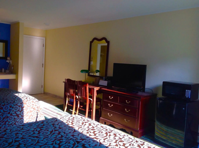 Beacon Inn and Suites