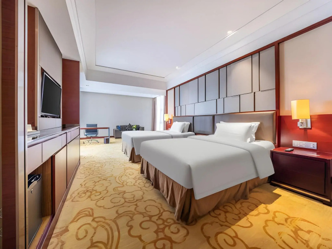 Avant-Garde Hotel