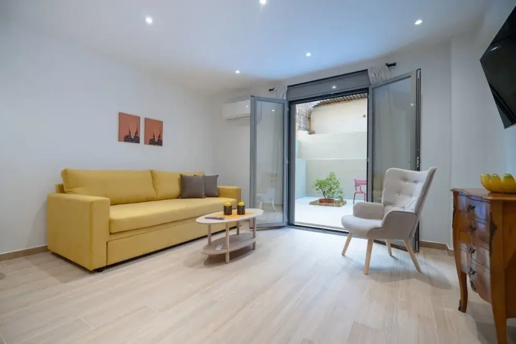 Classic Apartment