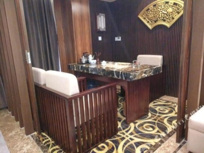 Ding Chang Hotel
