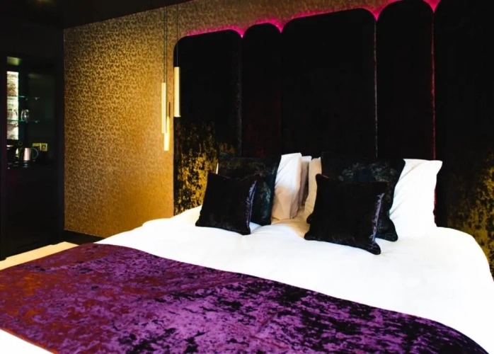 Deluxe Double Suite
