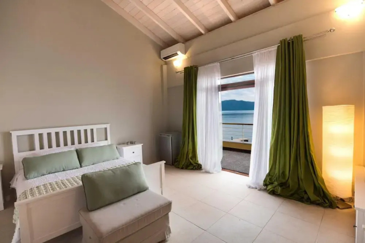 Nv Mini Suites