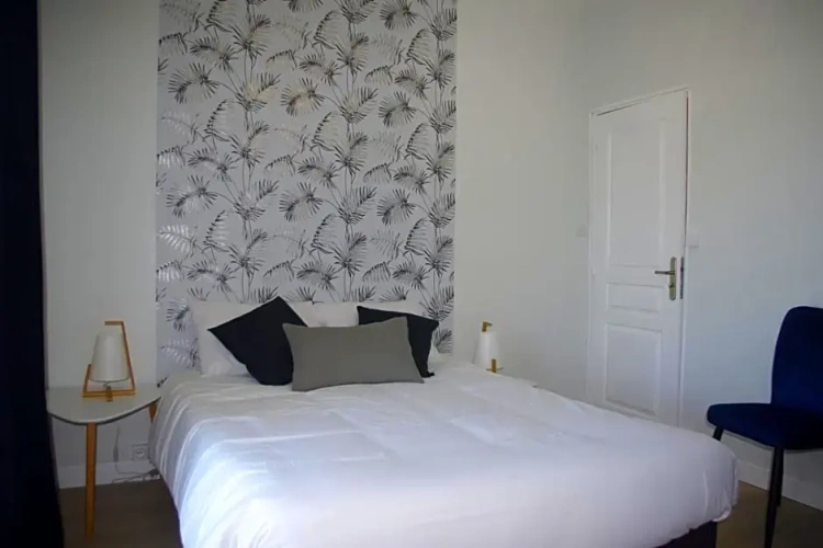 3 Bedrooms Double Apartment