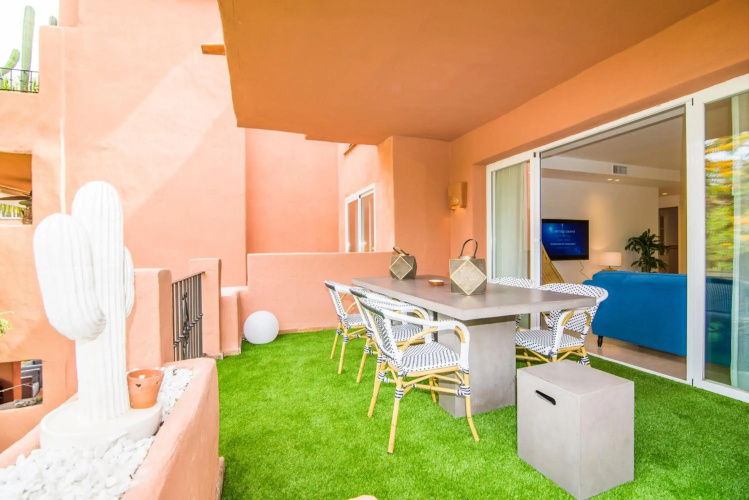 Golden Mile Oasis