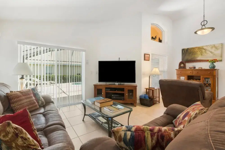 Veranda Palms 4470