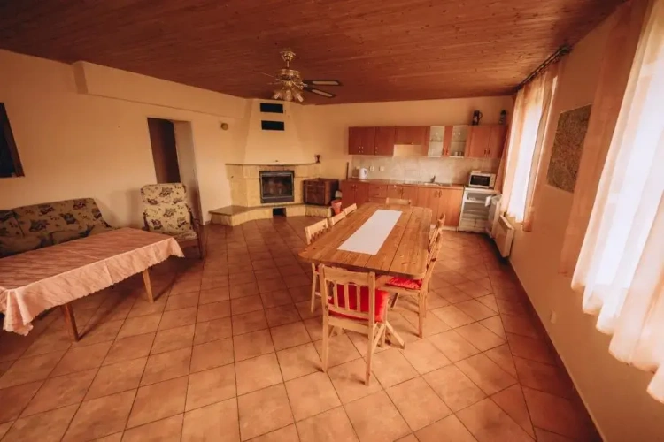 2 Bedrooms Suite