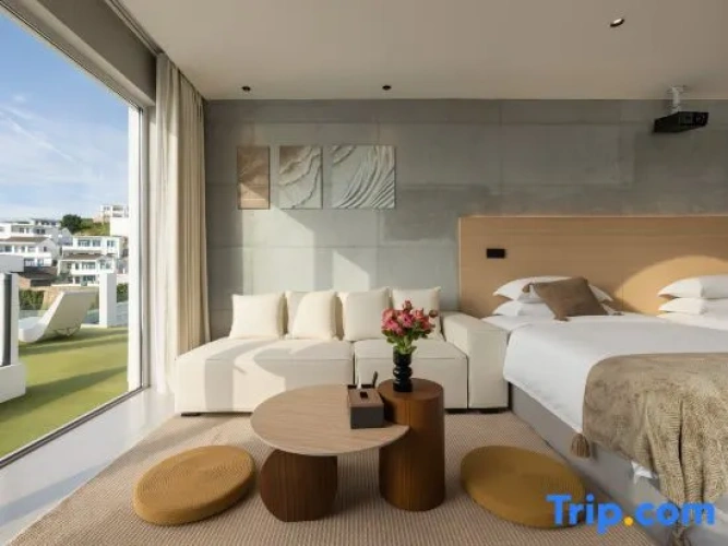 Standard room with view
