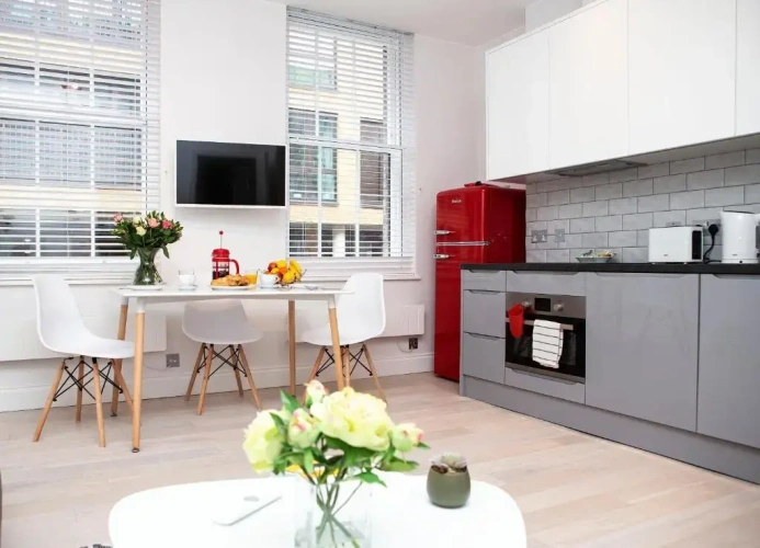 1 Bedroom Apartment