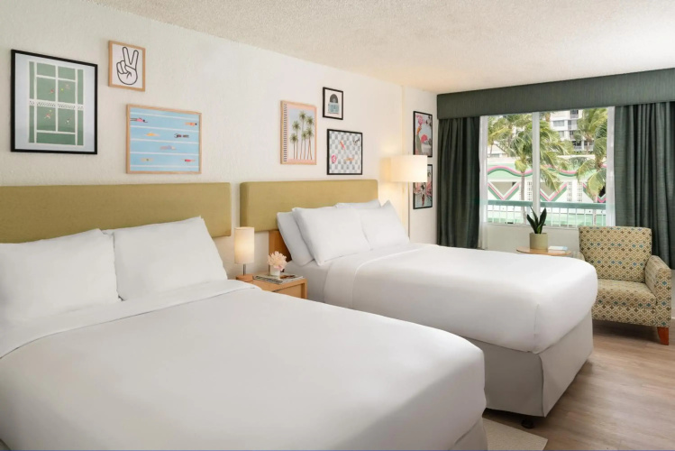 Palm Tree Club Miami Hotel
