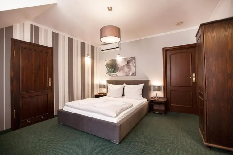 Hotel Fox