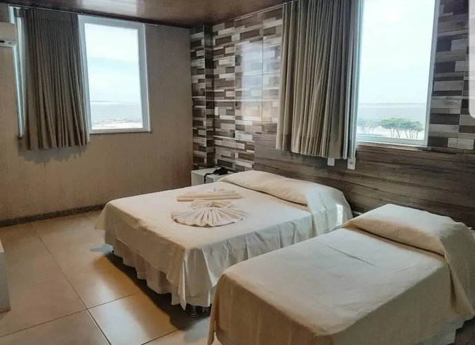 Farol Plaza Hotel