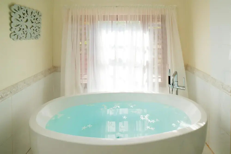 Mills Villa by Jamaican Treasures
