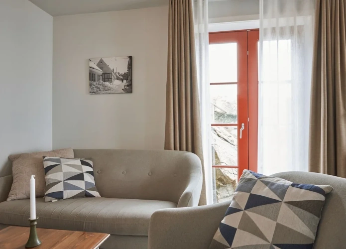 2 Bedrooms Apartment with sea view