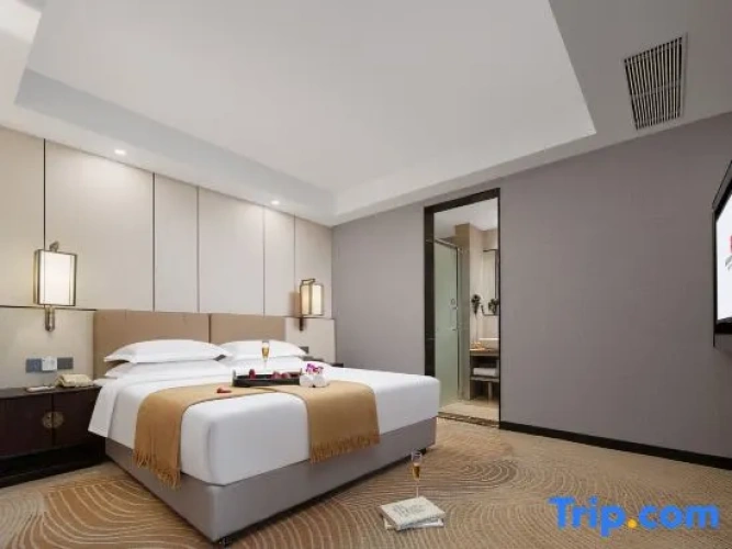 Deluxe Double Suite