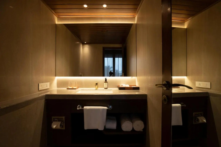 YU Hotel