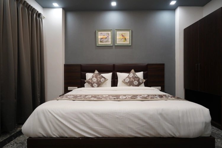 Deluxe room with balcony