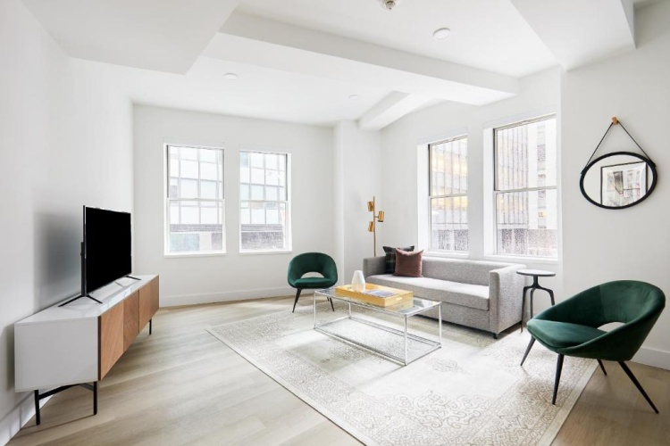 2 Bedrooms Apartment